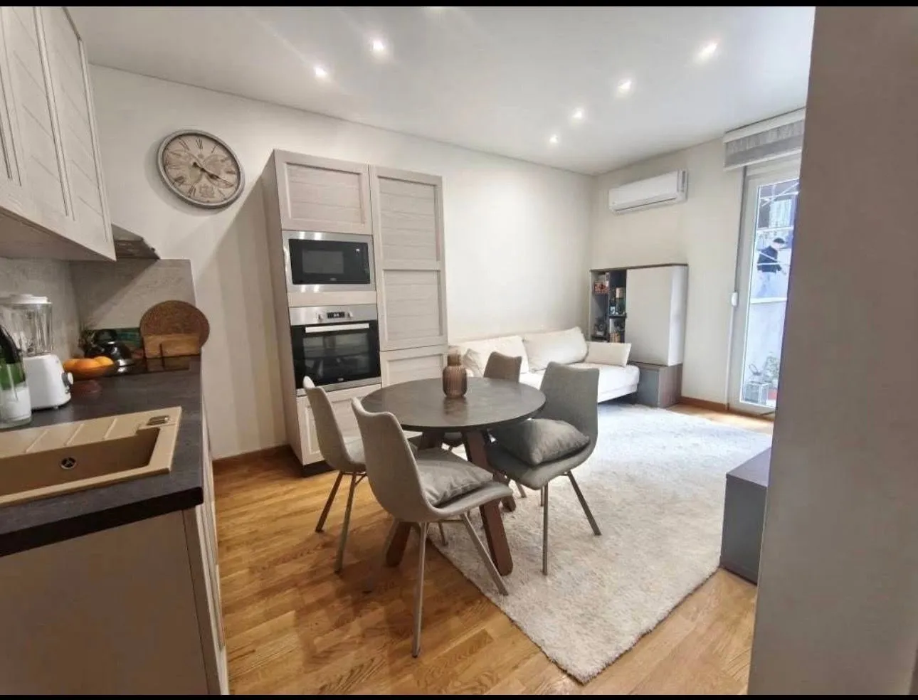 Prodaja, jednosoban stan, 37m², Centar, Budva