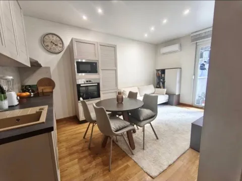 Sale, one bedroom apartment, 37m², Centar, Budva - image 4