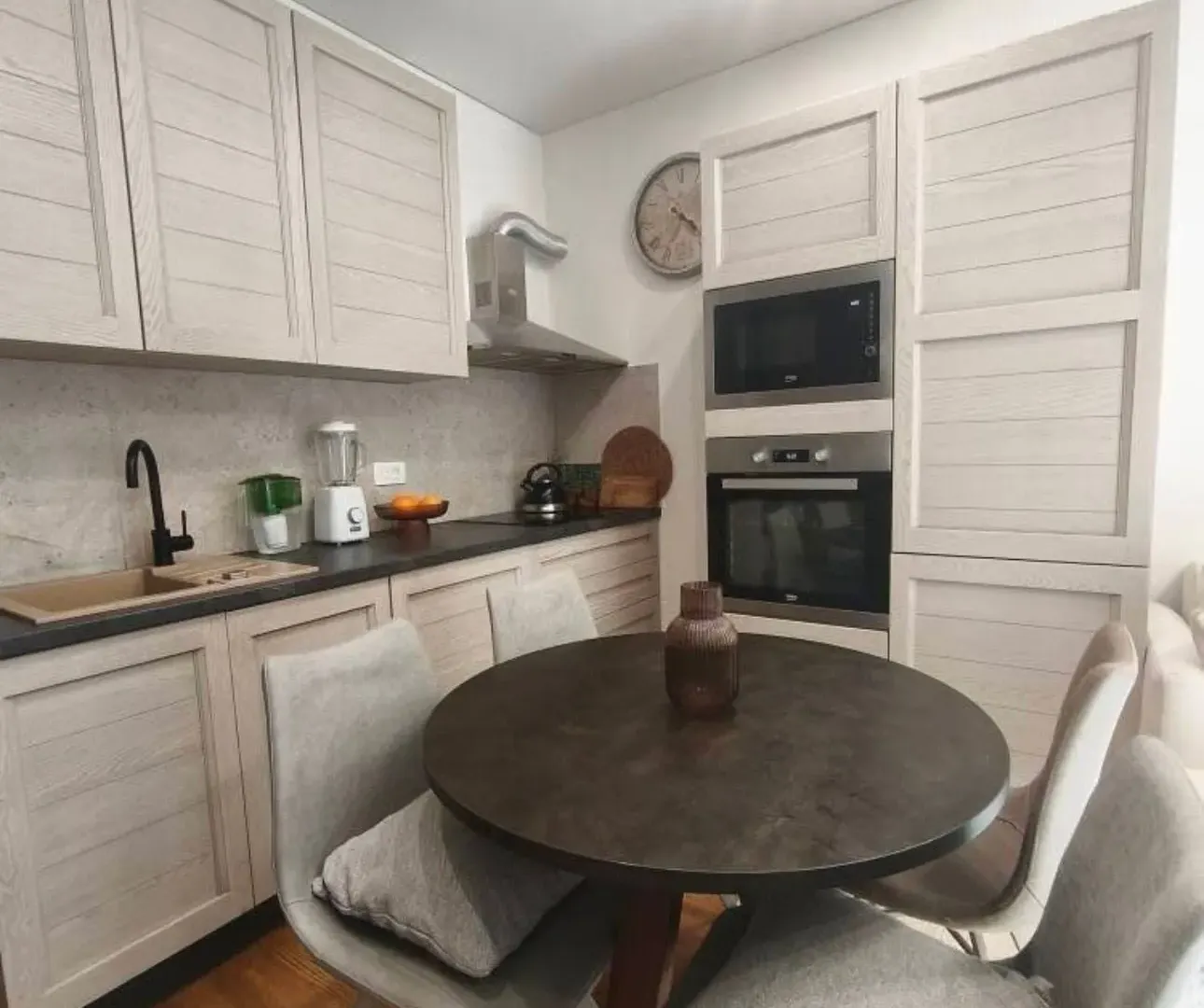 Prodaja, jednosoban stan, 37m², Centar, Budva