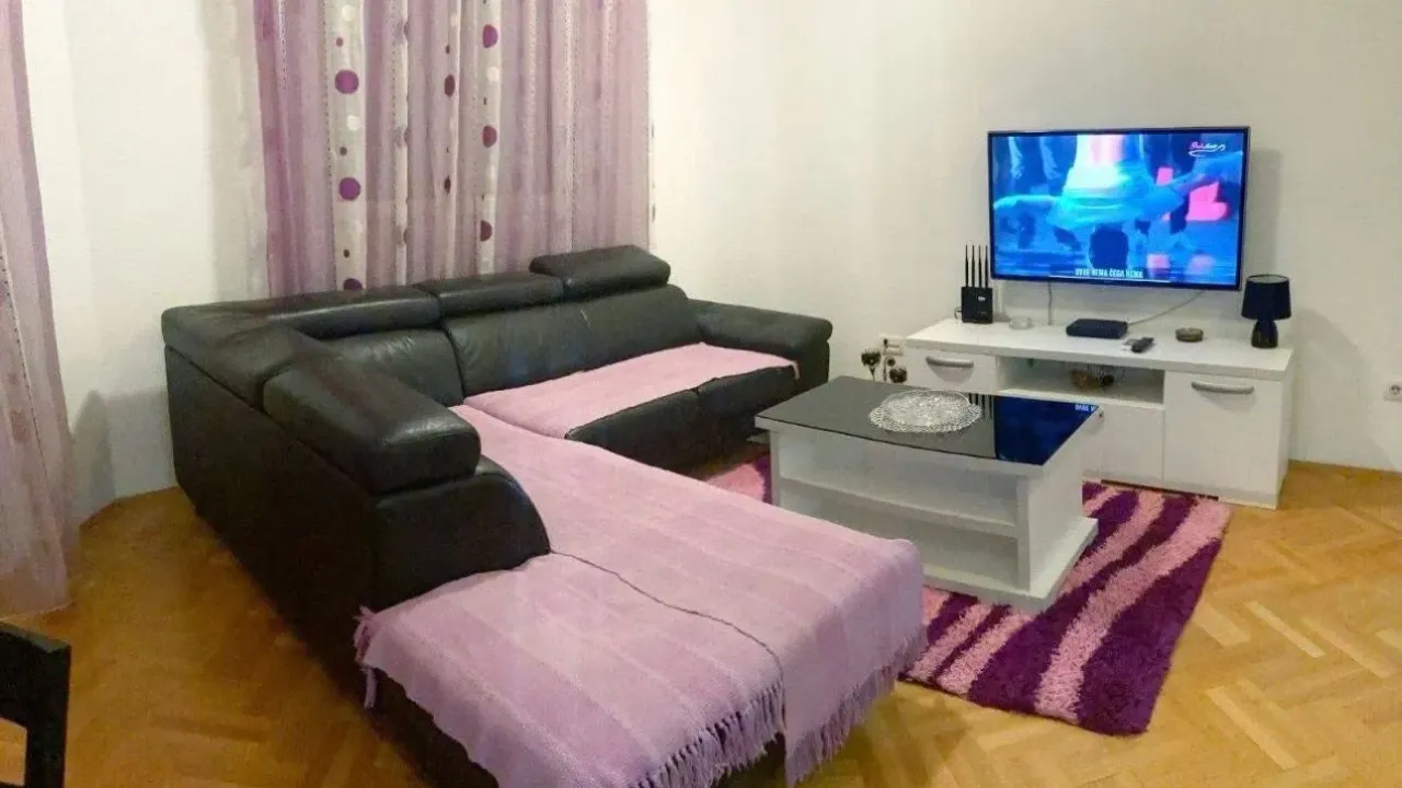 Rent, one bedroom apartment, 46m², Stari Aerodrom, Podgorica