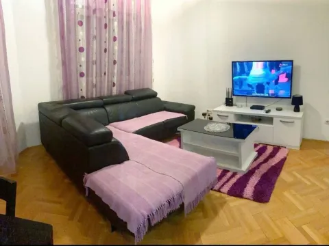 Rent, one bedroom apartment, 46m², Stari Aerodrom, Podgorica - image 1