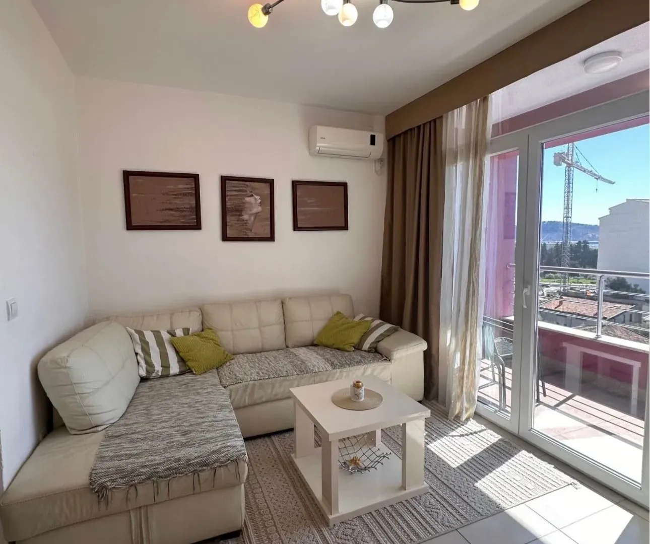 Prodaja, dvosoban stan, 57m², Ilino, Bar