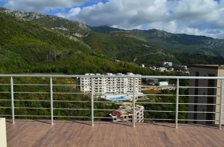 Sale, two bedroom apartment, 72m², Bečići, Budva