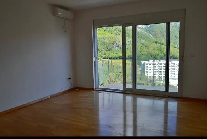 Sale, two bedroom apartment, 72m², Bečići, Budva
