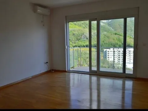 Prodaja, dvosoban stan, 72m², Bečići, Budva - image 4