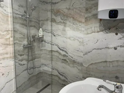 Izdavanje, trosoban stan, 103m², Centar, Podgorica - image 9