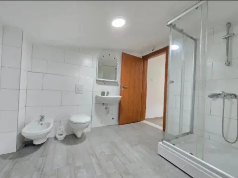 Sale, two bedroom apartment, 80m², Zagorič, Podgorica - image 7