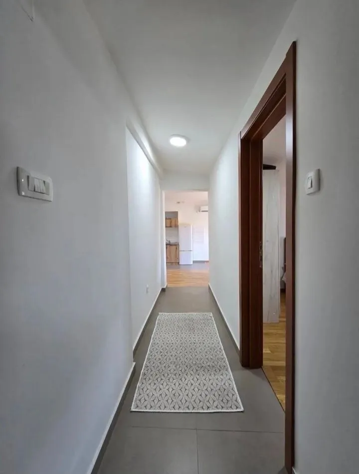 Prodaja, dvosoban stan, 80m², Zagorič, Podgorica