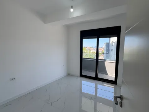 Prodaja, dvosoban stan, 90m², Centar, Ulcinj - image 7