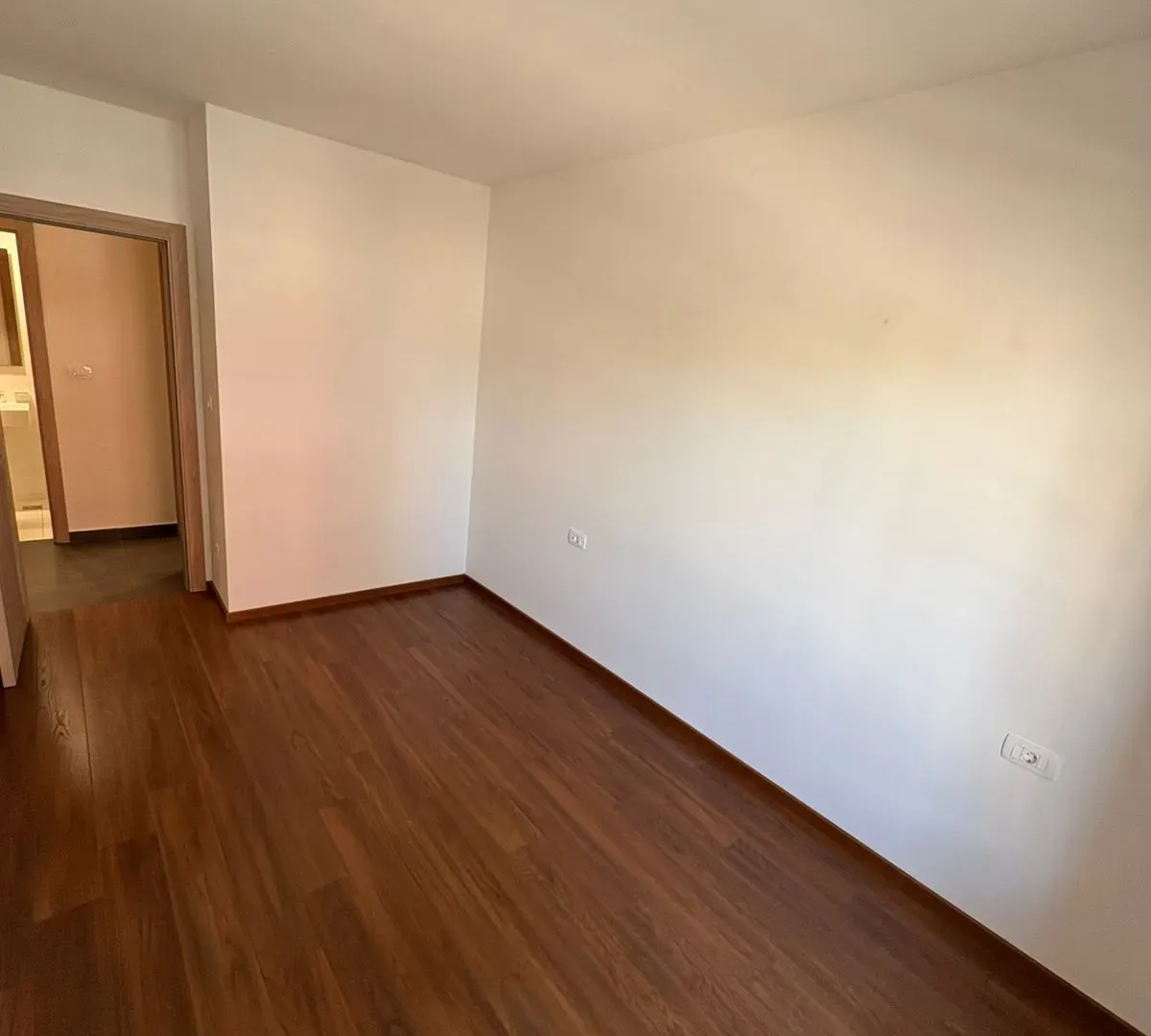 Izdavanje, dvosoban stan, 69m², Master Kvart, Podgorica