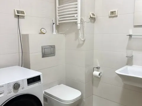 Sale, three bedroom apartment, 72m², City Kvart, Podgorica - image 11