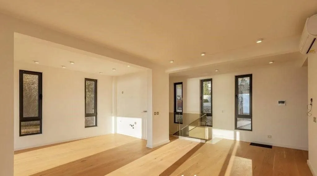 Prodaja, dvosoban stan, 97m², Donja Lastva, Tivat