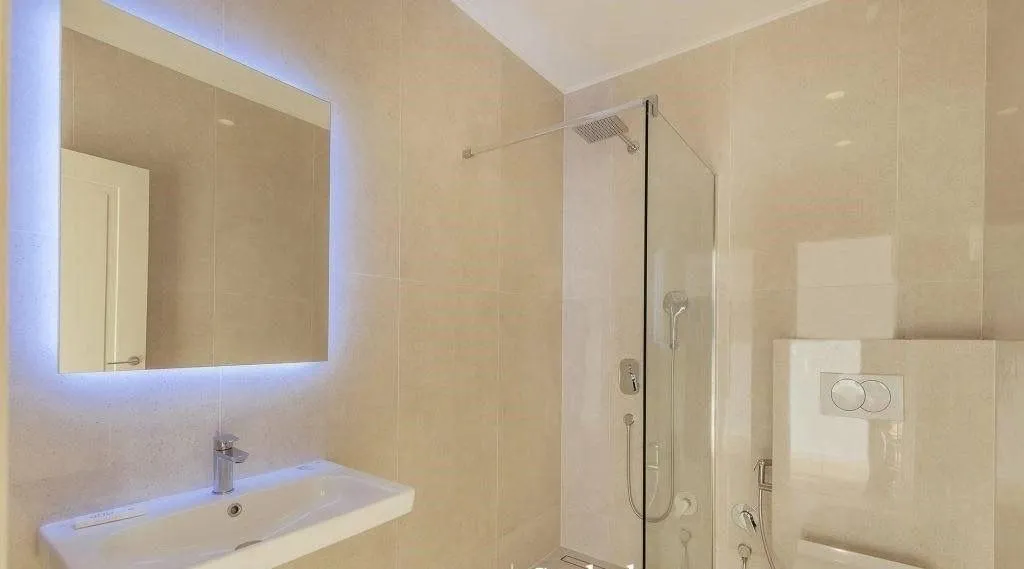 Prodaja, dvosoban stan, 97m², Donja Lastva, Tivat