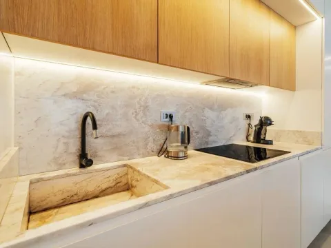Prodaja, dvosoban stan, 122m², Centar, Tivat - image 5