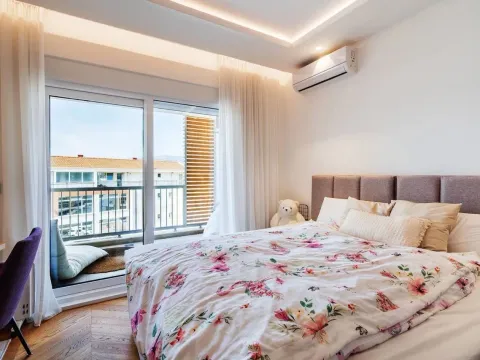 Prodaja, dvosoban stan, 122m², Centar, Tivat - image 6