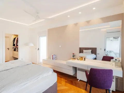 Prodaja, dvosoban stan, 122m², Centar, Tivat - image 8