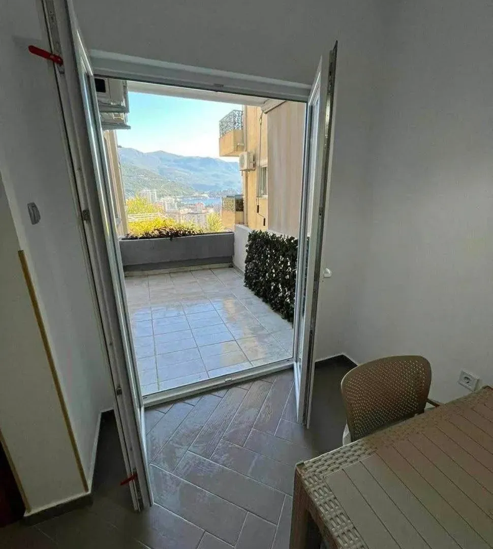 Sale, one bedroom apartment, 35m², Babin Do, Budva