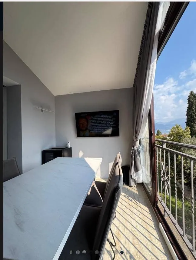 Prodaja, jednosoban stan, 45m², Baošići, Herceg Novi