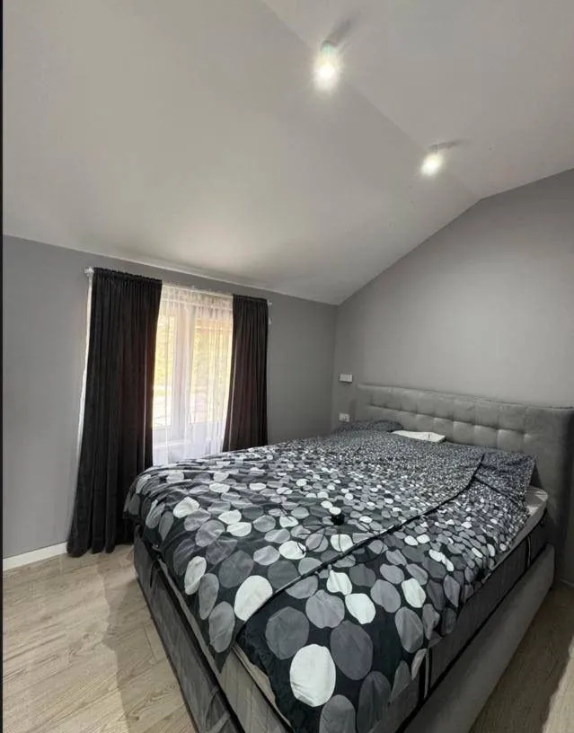 Prodaja, jednosoban stan, 45m², Baošići, Herceg Novi