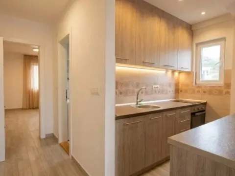 Sale, one bedroom apartment, 55m², Mažina, Tivat - image 8