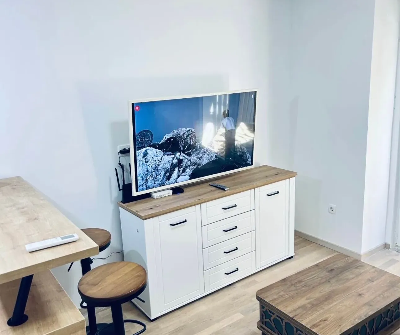 Izdavanje, garsonjera, 30m², Vezirov Most, Podgorica