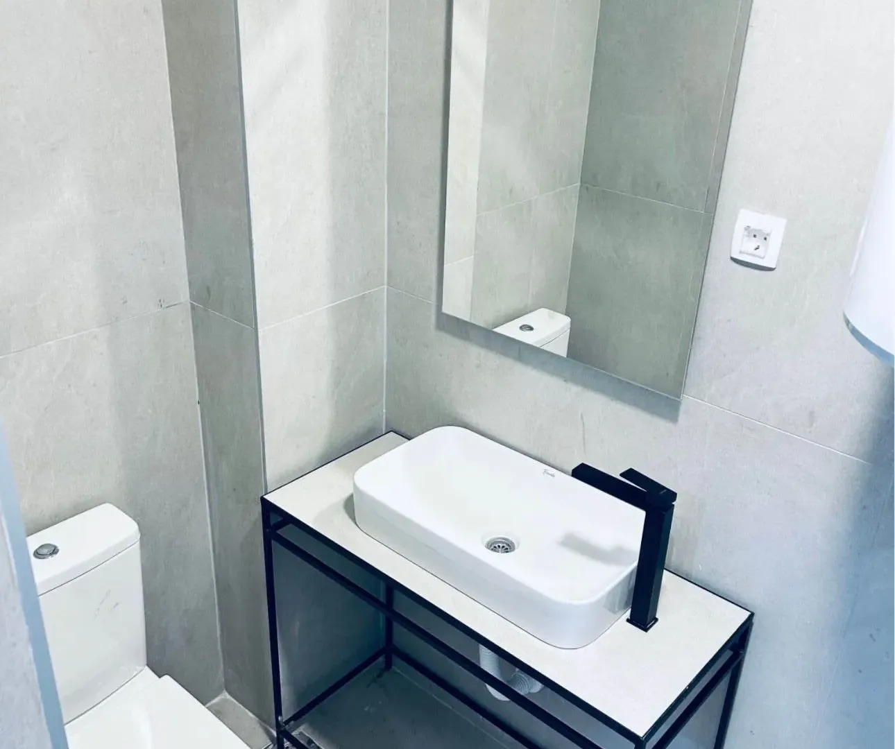 Izdavanje, garsonjera, 30m², Vezirov Most, Podgorica