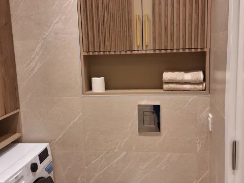 Izdavanje, jednosoban stan, 62m², Pejton, Podgorica - image 14
