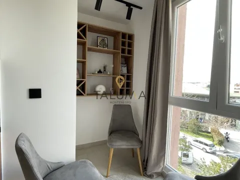 Izdavanje, dvosoban stan, 65m², Gintaš, Podgorica - image 5