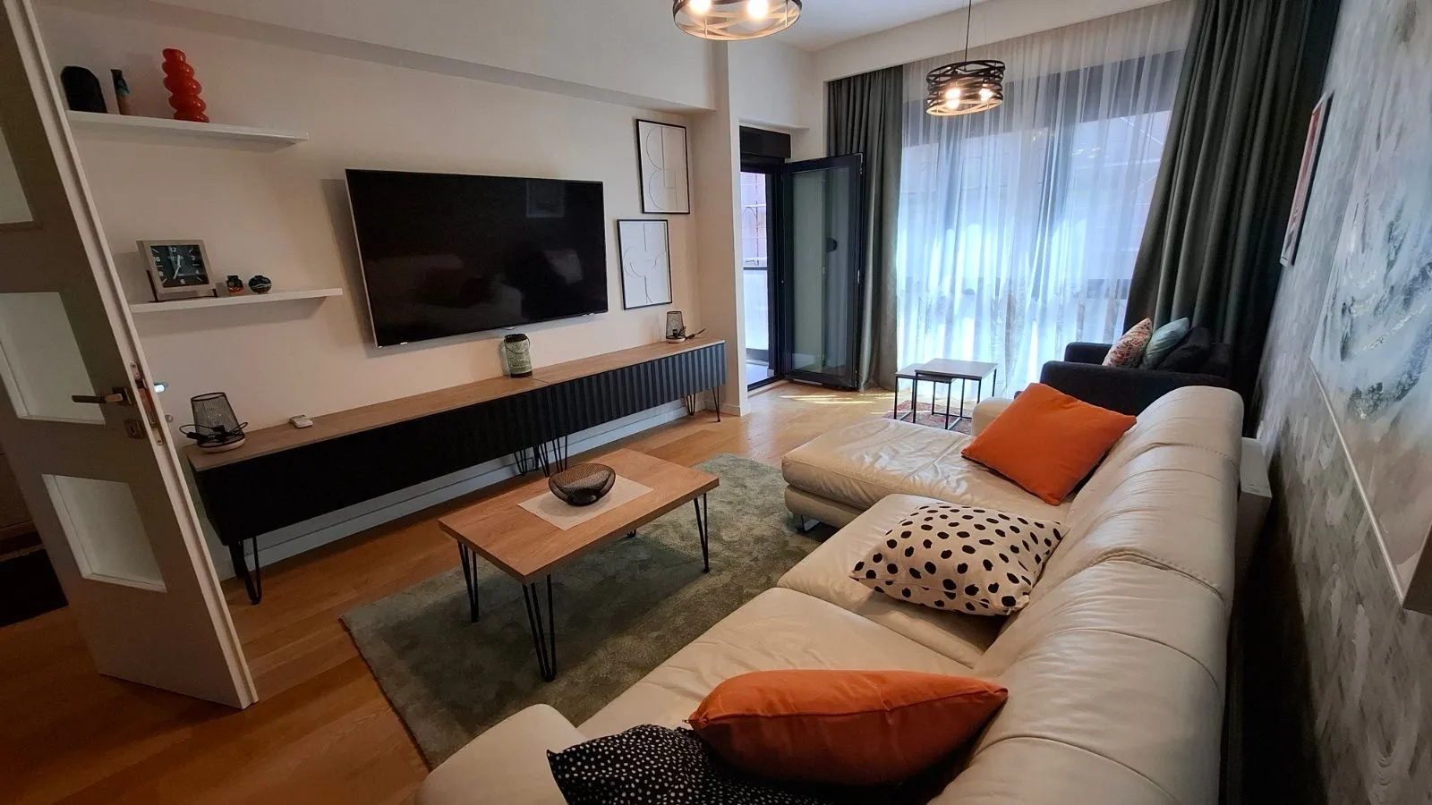 Rent, two bedroom apartment, 77m², Centar, Podgorica