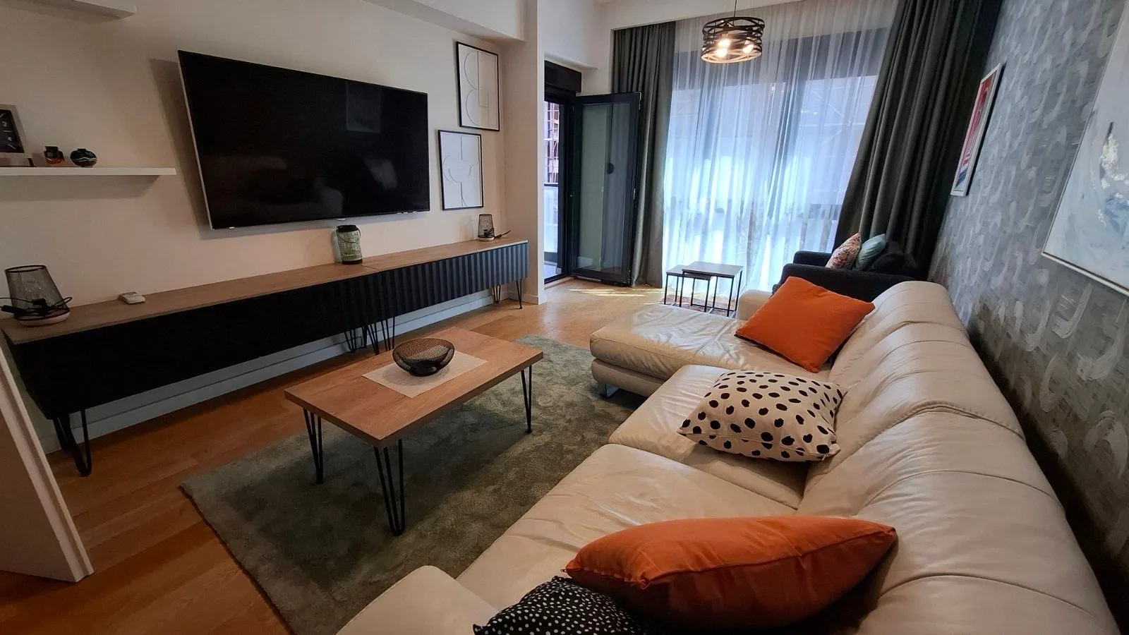 Rent, two bedroom apartment, 77m², Centar, Podgorica