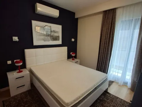 Rent, two bedroom apartment, 77m², Centar, Podgorica - image 8