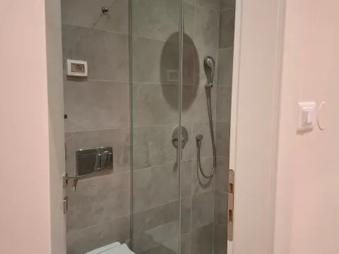 Rent, two bedroom apartment, 77m², Centar, Podgorica - image 12