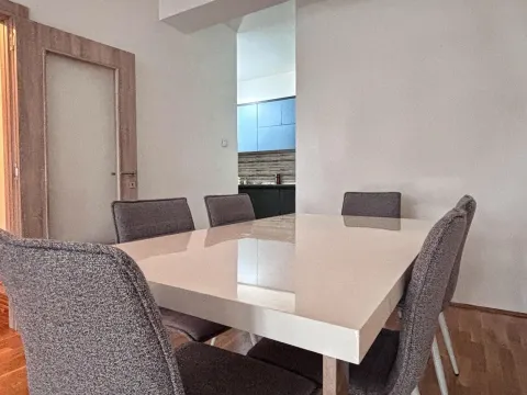 Rent, one bedroom apartment, 54m², Ljubović, Podgorica - image 2