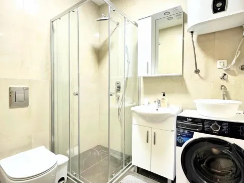 Izdavanje, trosoban stan, 103m², Tološka šuma, Podgorica - image 7