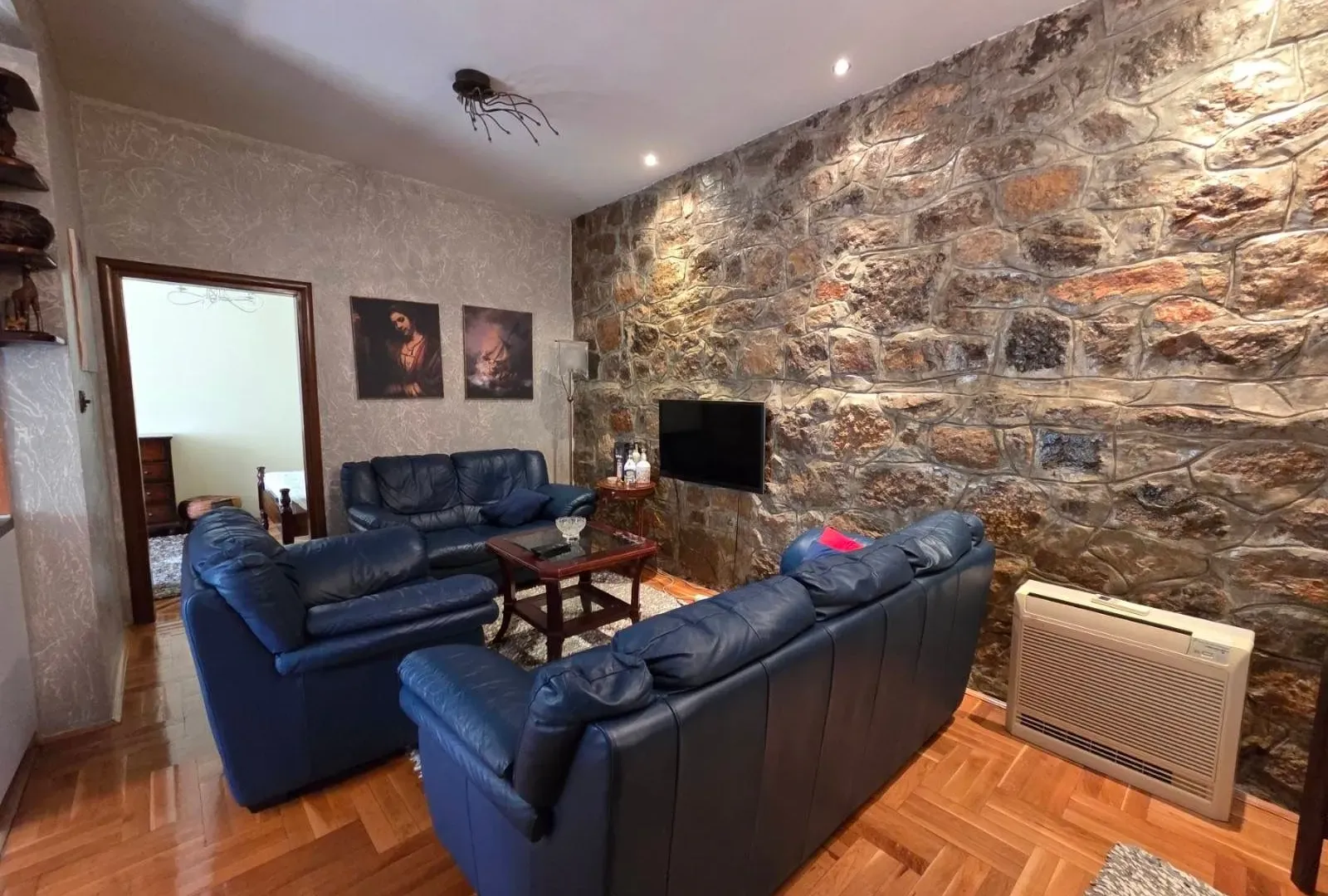 Rent, two bedroom apartment, 75m², Centar, Podgorica