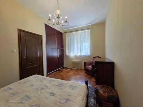Izdavanje, dvosoban stan, 75m², Centar, Podgorica - image 7