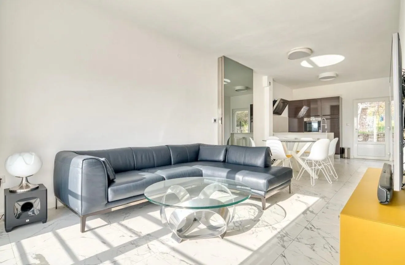 Prodaja, dvosoban stan, 60m², Petrovac, Budva