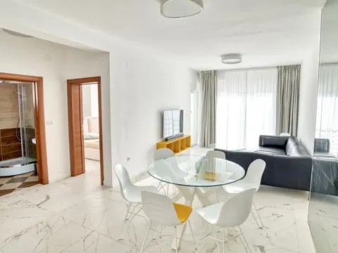 Sale, two bedroom apartment, 60m², Petrovac, Budva - image 6