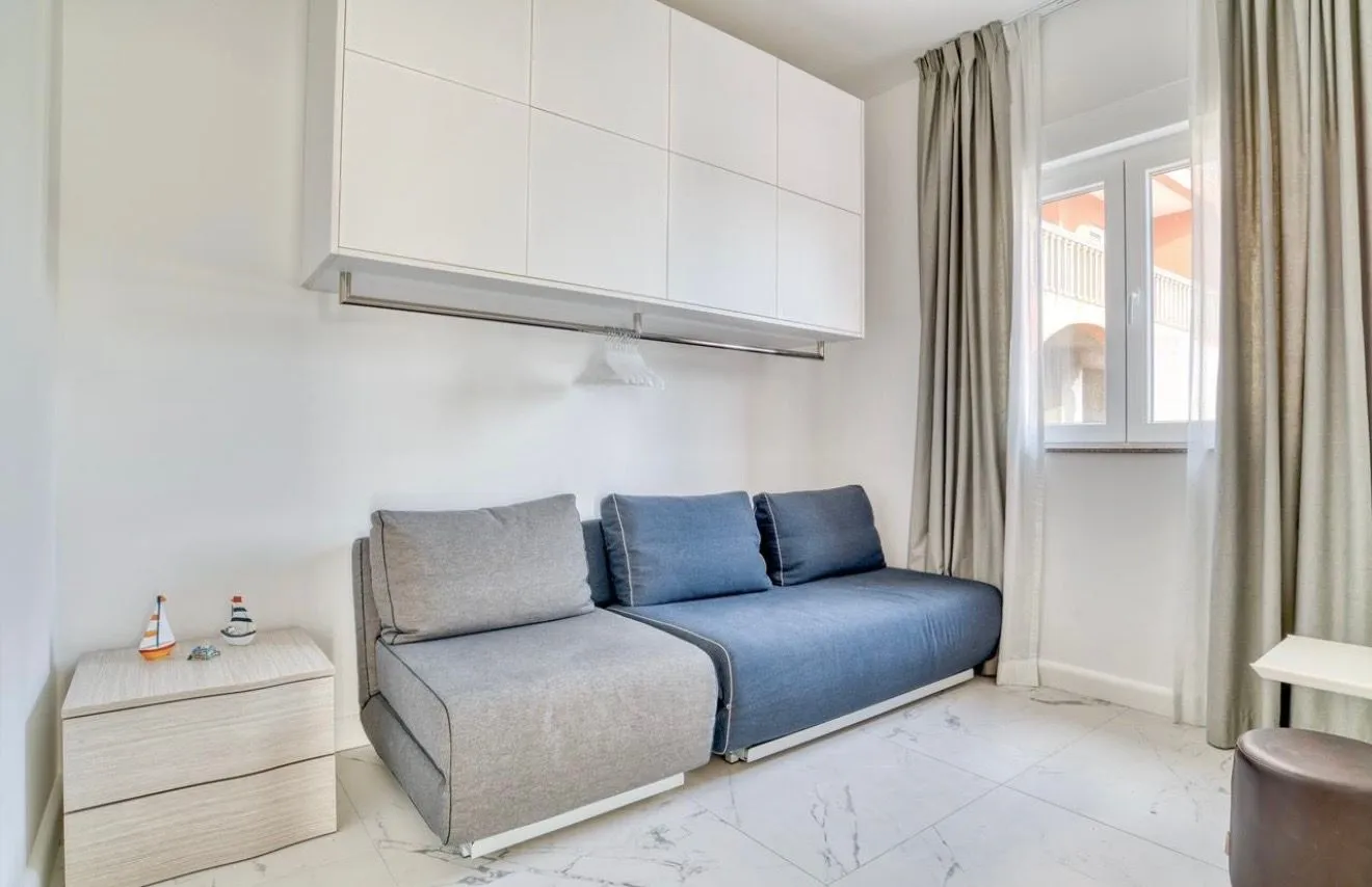 Prodaja, dvosoban stan, 60m², Petrovac, Budva