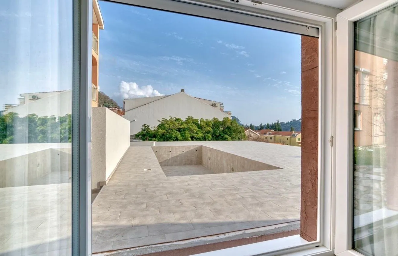 Prodaja, dvosoban stan, 60m², Petrovac, Budva