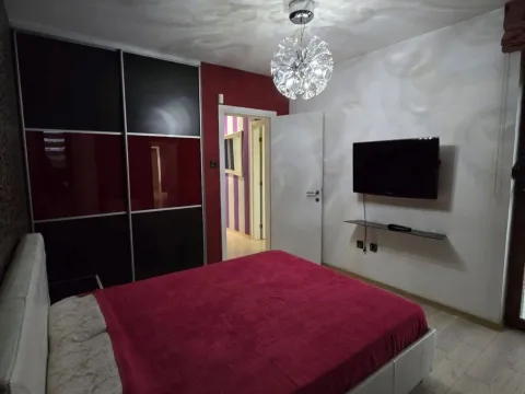 Rent, three bedroom apartment, 140m², Preko Morače, Podgorica - image 11