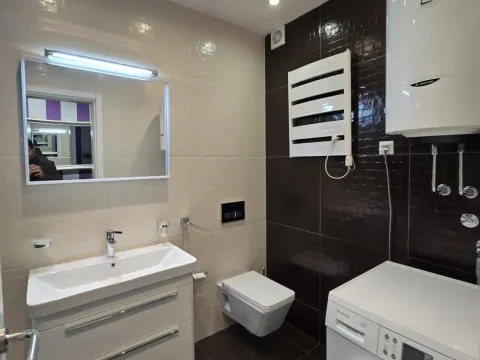 Rent, three bedroom apartment, 140m², Preko Morače, Podgorica - image 15