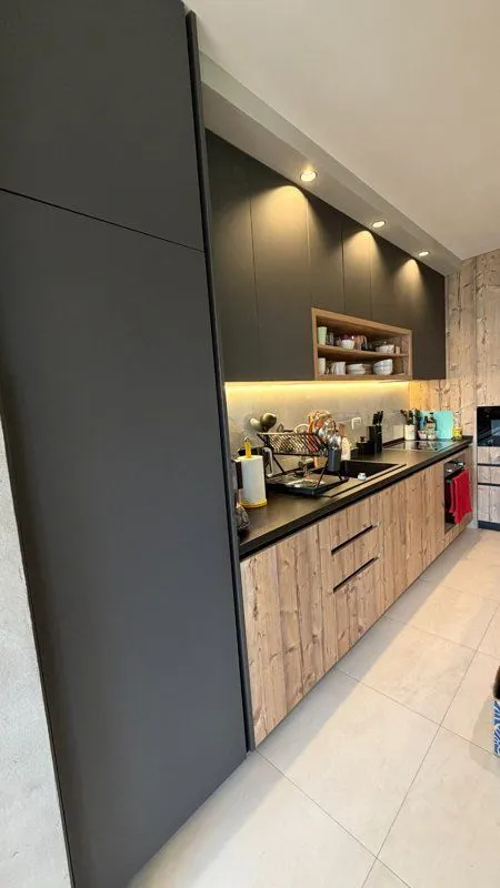 Prodaja, trosoban stan, 112m², Centar, Bar