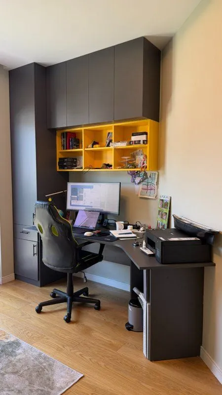 Prodaja, trosoban stan, 112m², Centar, Bar