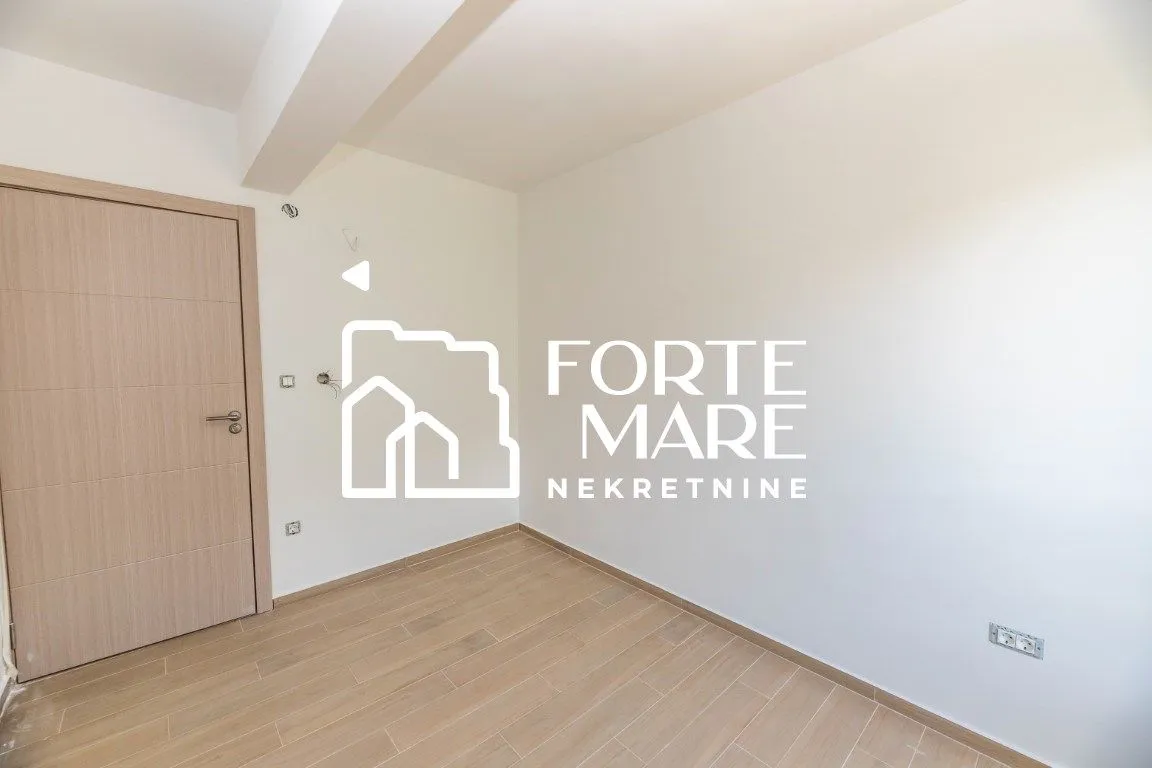 Prodaja, dvosoban stan, 85m², Đenovići, Herceg Novi