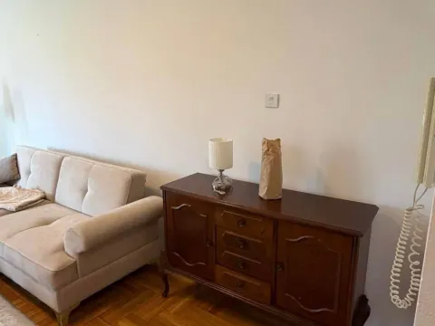 Izdavanje, dvosoban stan, 60m², 1 maj, Podgorica - image 3