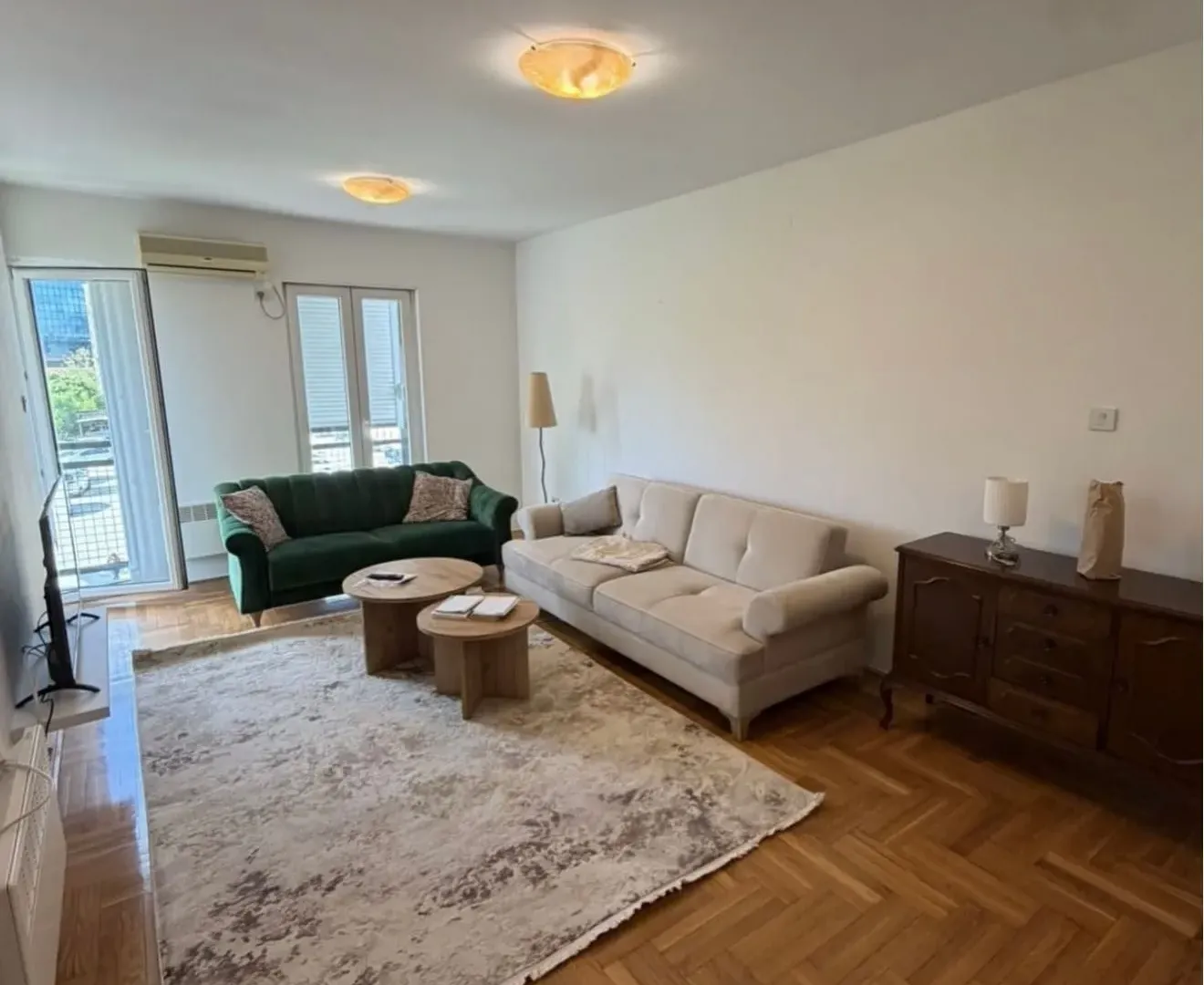 Izdavanje, dvosoban stan, 60m², 1 maj, Podgorica