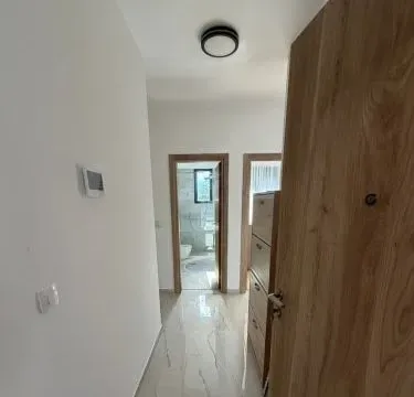 Rent, two bedroom apartment, 50m², 1 maj, Podgorica - image 6