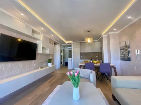 Rent, three bedroom apartment, 72m², Dubovica, Budva - image 2