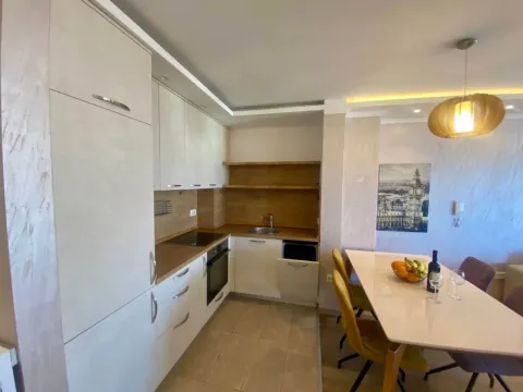 Rent, three bedroom apartment, 72m², Dubovica, Budva - image 3